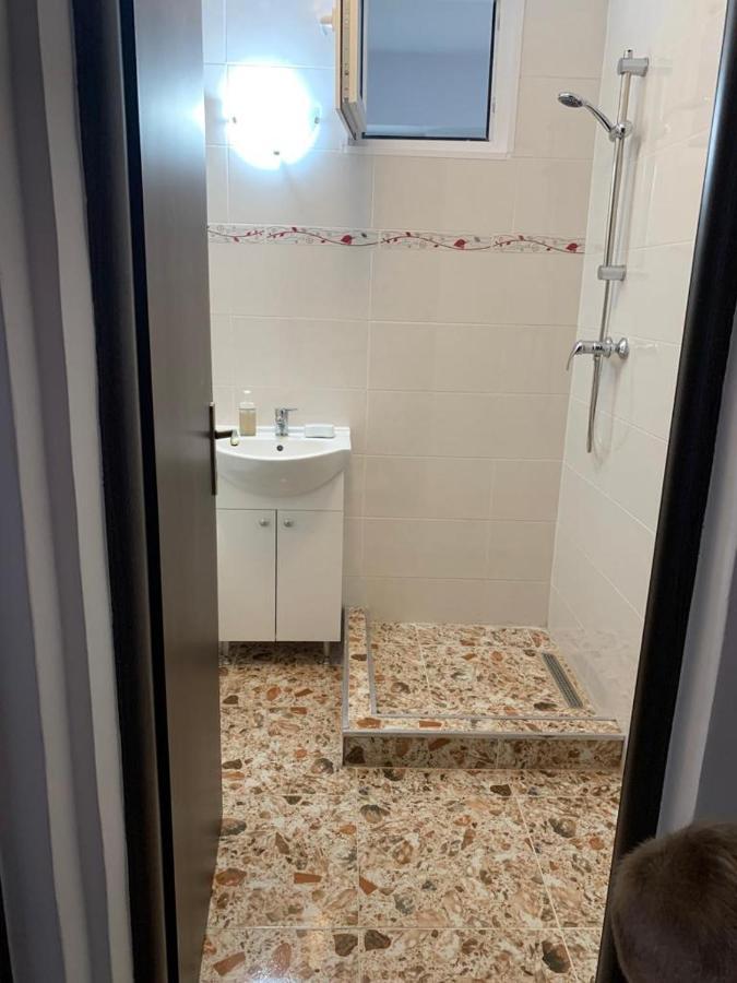 Rene Ap Appartamento Cisnădie Esterno foto